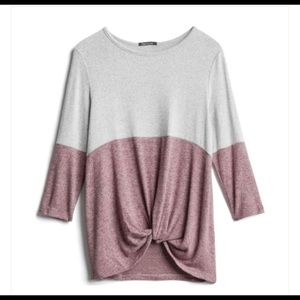 Pink Clover Denver Front Twist Knit Top Size: XL